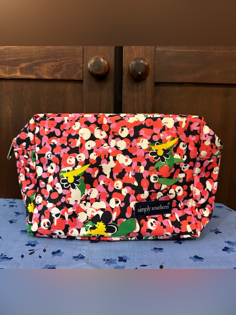 Simply Southern • large toiletry bag • heavy canvas • floral • one big pocket